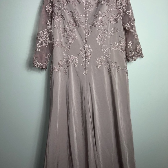 La Femme Light Mauve Floral Appliqué Jersey Column gown dress full length 16 NEW - Picture 6 of 15